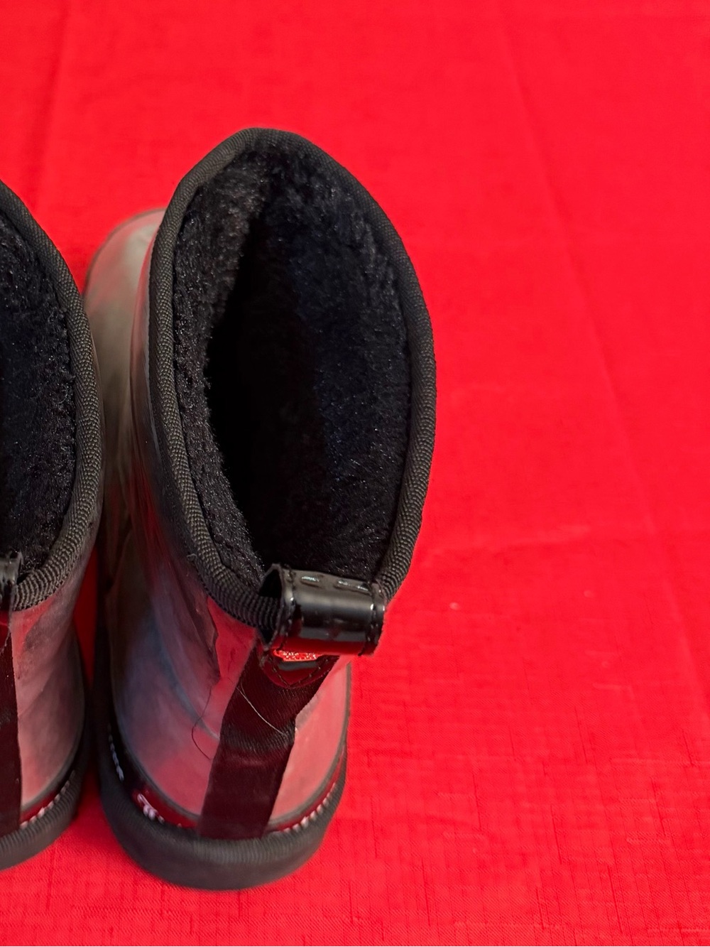 Juicy Couture Black Glossy Ankle Rain Boots with Fuzzy Lining
